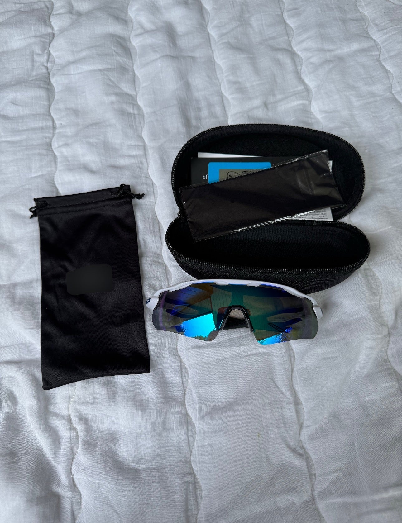 OAKLIE SUNGLASSES